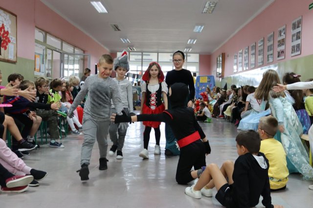 b_1024_768_0_00_images_2023_2024_Swietlica_Bajkowe_Swieto_402374177_805316001396350_1716866371787418026_n